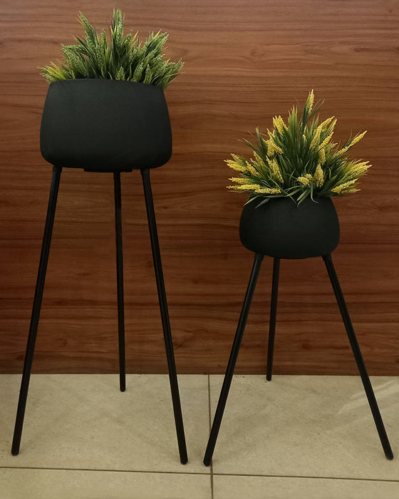 Black Decorative Metal Planter Stand Set Of 2 (Without Flower)